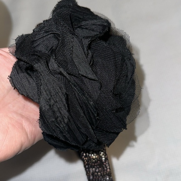 Woman’s Lace Flower strech Belt - Picture 2 of 7